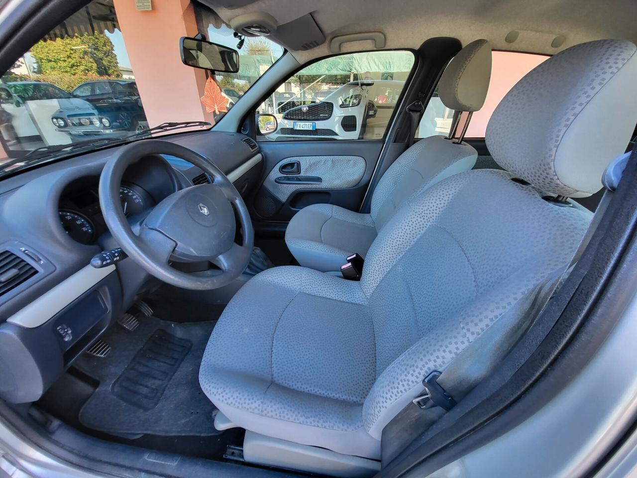 Renault Clio Storia 1.2 5 porte