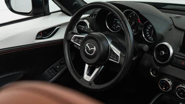 MAZDA MX-5 2.0L Skyactiv-G Kazari
