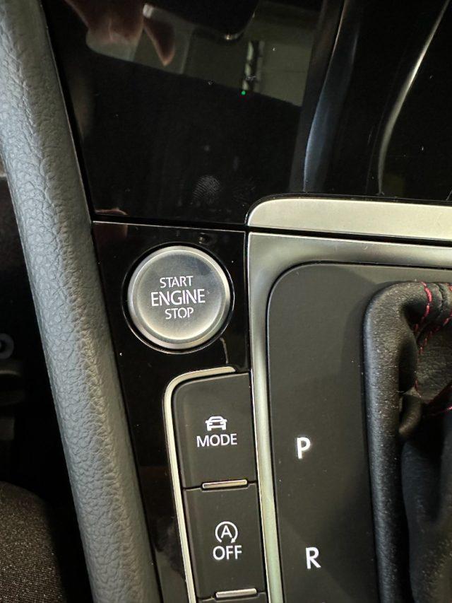 VOLKSWAGEN Golf GTI Performance 2.0 TSI DSG-Tetto-Dynaudio-Keyless