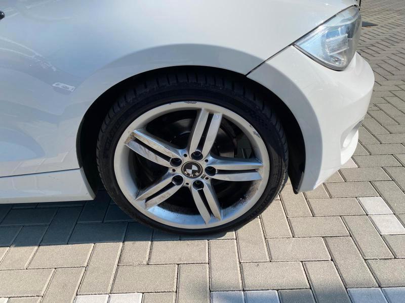 BMW 118 d Cabrio 2.0 Attiva 143cv