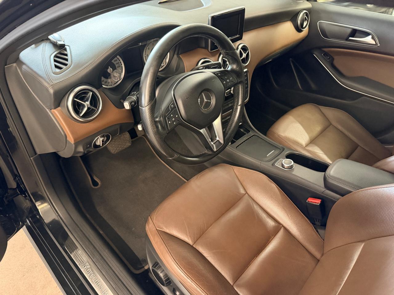 Mercedes-benz A 200 Sport