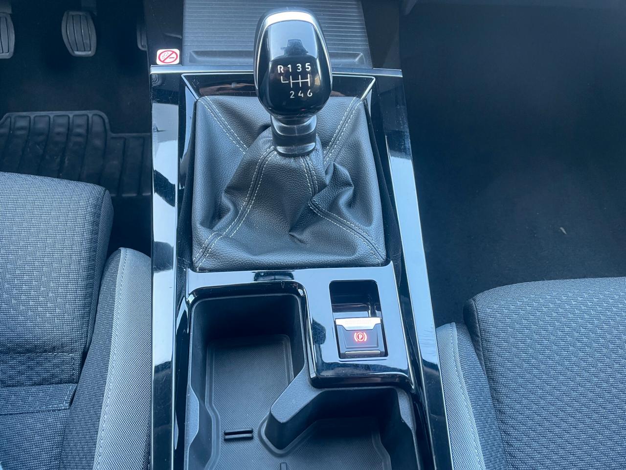 Opel Astra 1.2 Turbo 110 CV Sports Tourer Edition