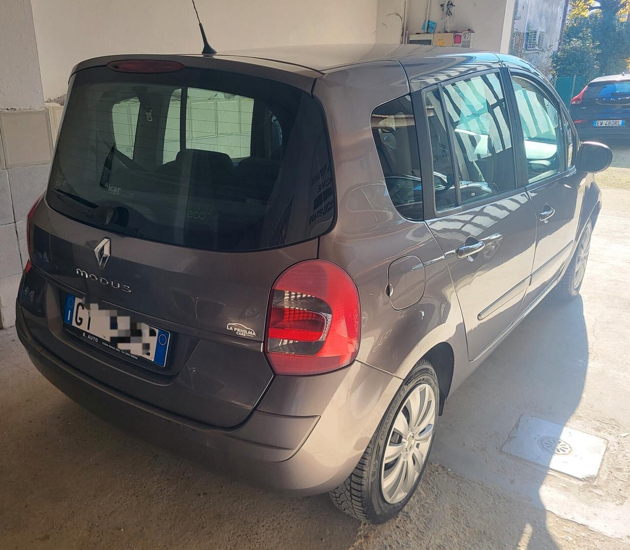 Renault Modus Grand 1.2 16V Dynamique