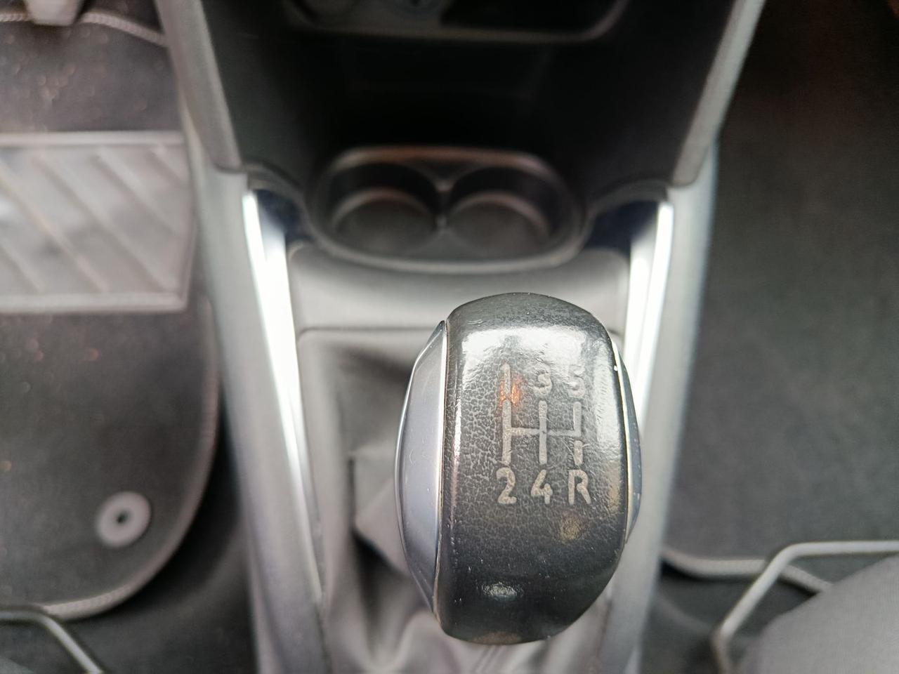 Peugeot 208 Allure 1.2 PureTech 82 #8383