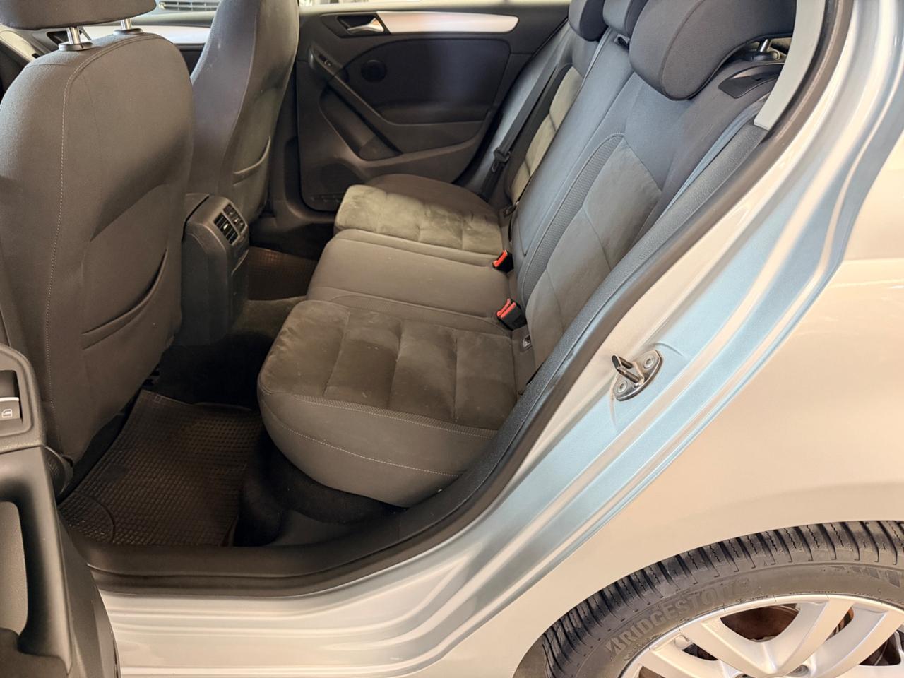 Volkswagen Golf 1.6 TDI DPF DSG 5p. Highline