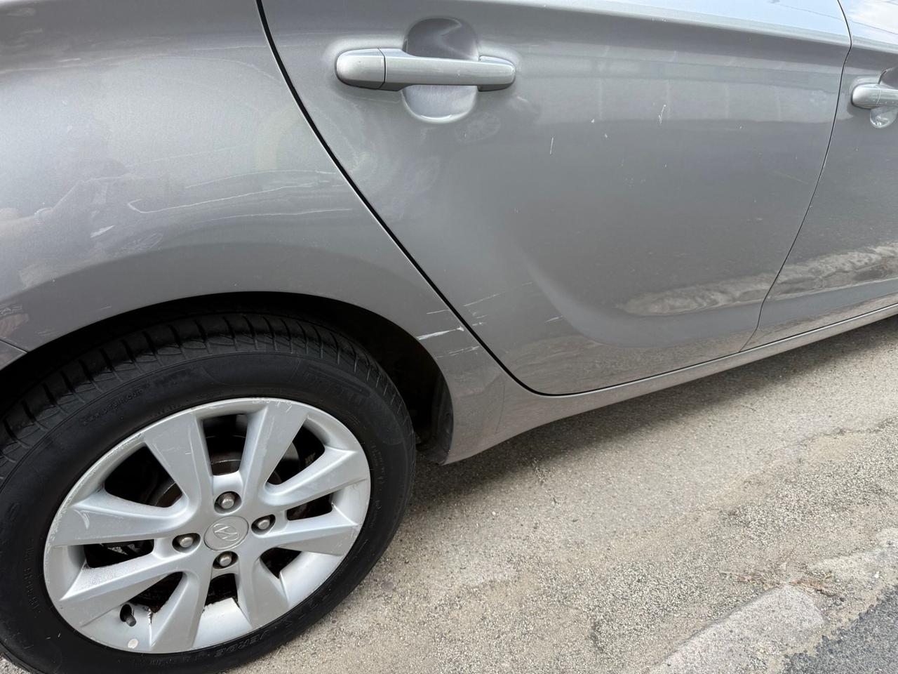 Hyundai i20 1.2 5p. 2013 137.000 KM