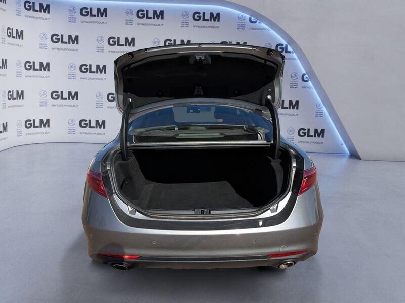 Alfa Romeo Giulia 2.2 Turbo AT8 180CV Super