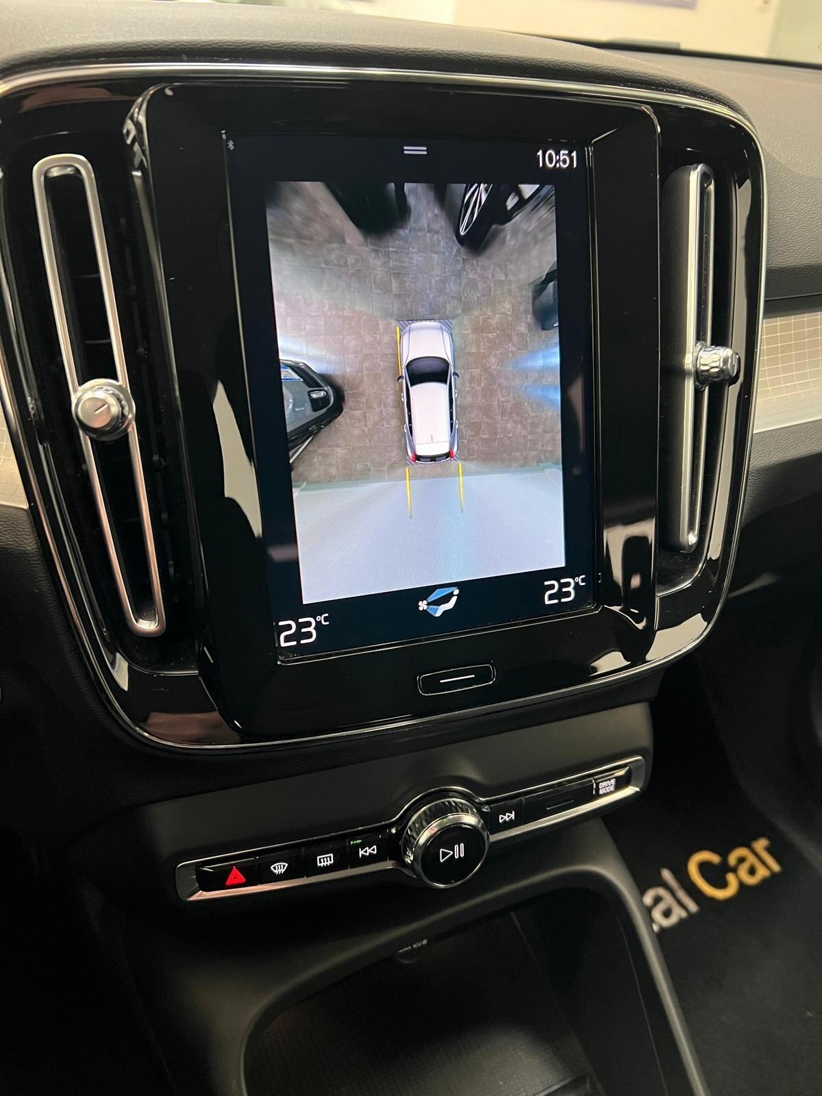 Volvo XC40 T2 Geartronic Momentum GPL