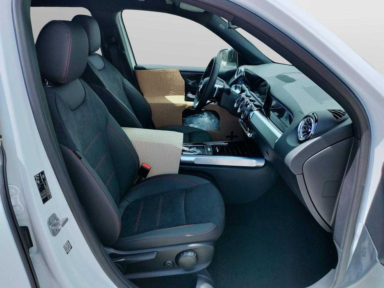 Mercedes-Benz GLB 200 d