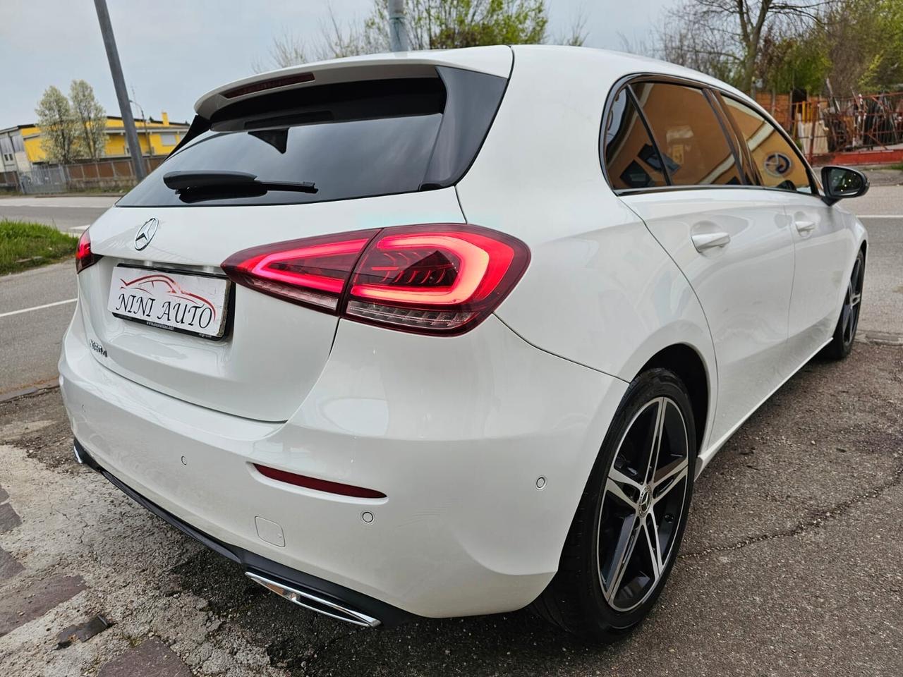 Mercedes-benz A 180d 115cv Sport*Aut*Pelle*Navi*Bi-Xeno*18*Euro6