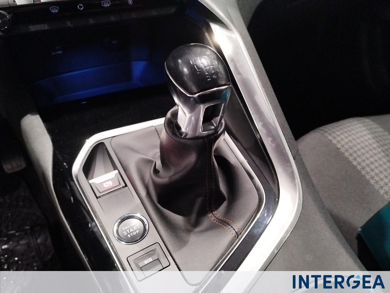 PEUGEOT 3008 1.5 bluehdi Active Business s&s 130cv