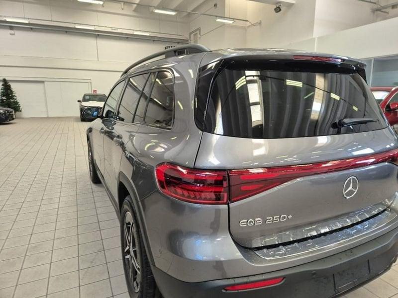 Mercedes-Benz EQB EQA 250+ AMG Line Advanced