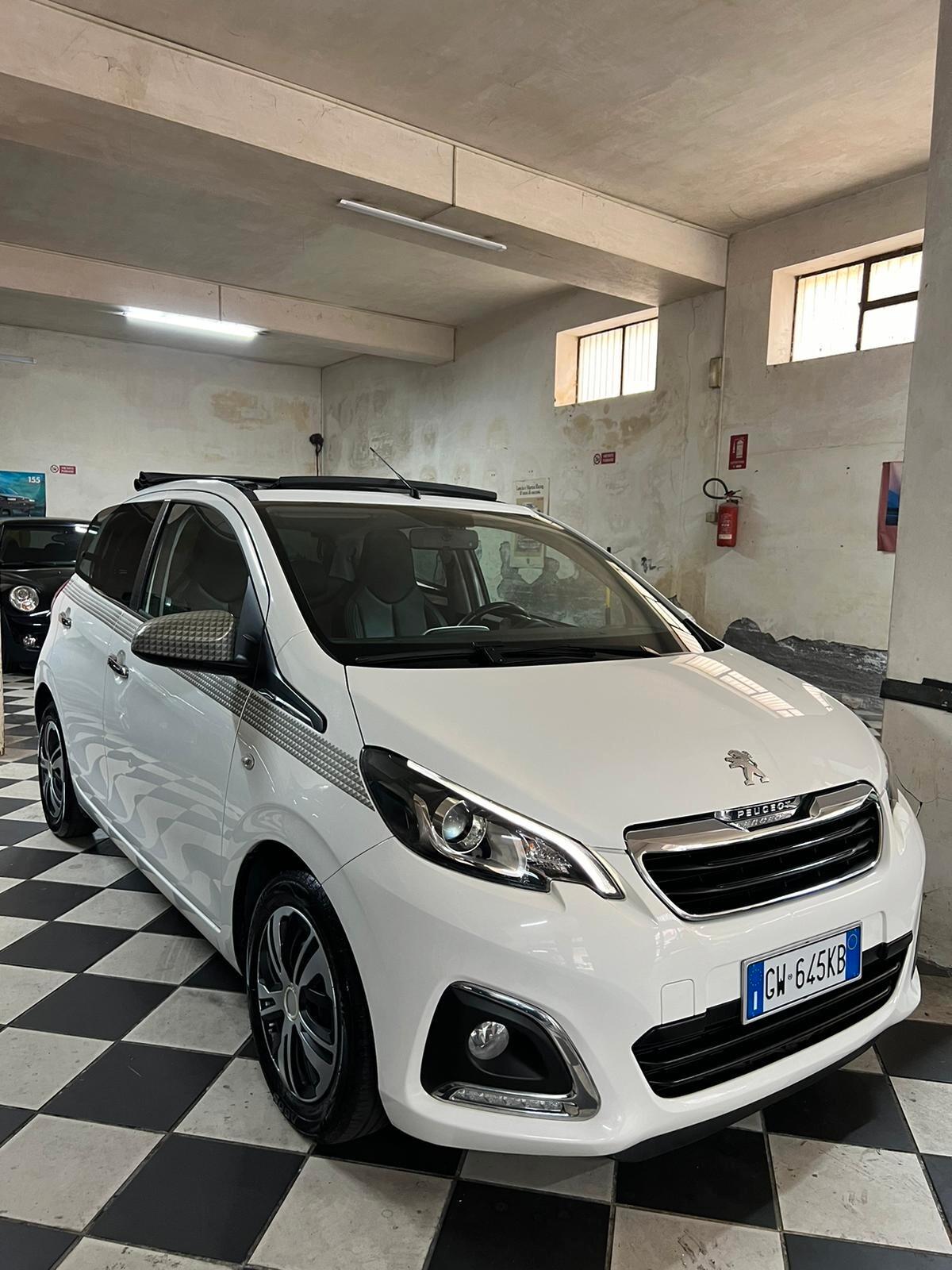 Peugeot 108 PureTech 82 5 porte Allure TOP!