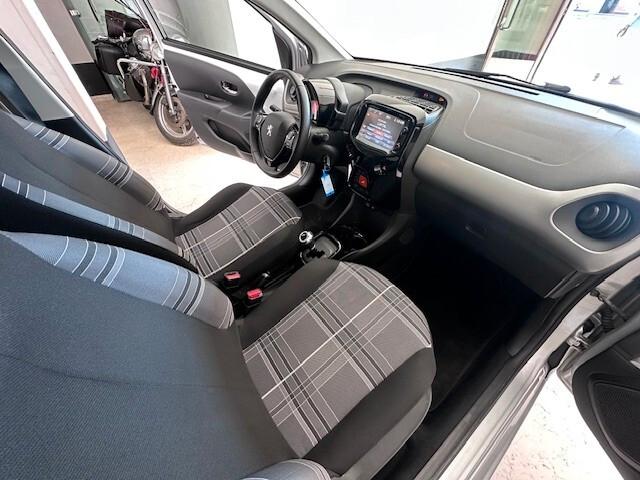Peugeot 108 VTi 68 ETG 5 porte ALLURE AUTOMATICA
