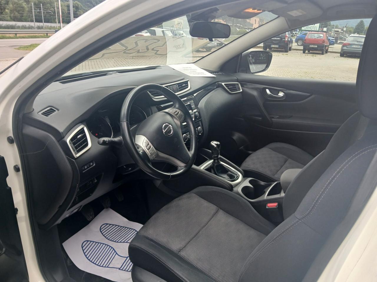 Nissan Qashqai 1.6 dCi 4WD Visia
