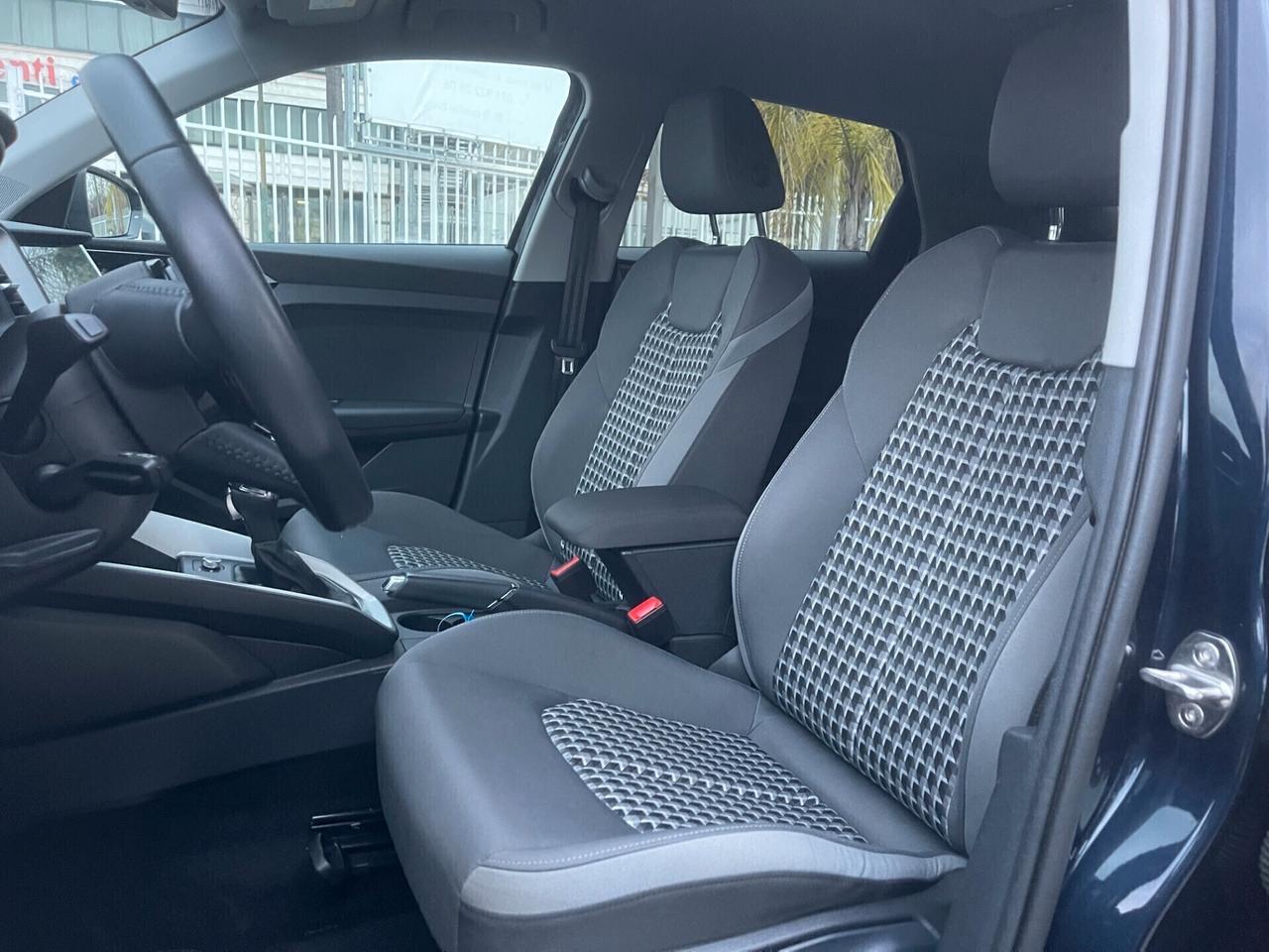 Audi A1 citycarver 30 TFSI S tronic Admired