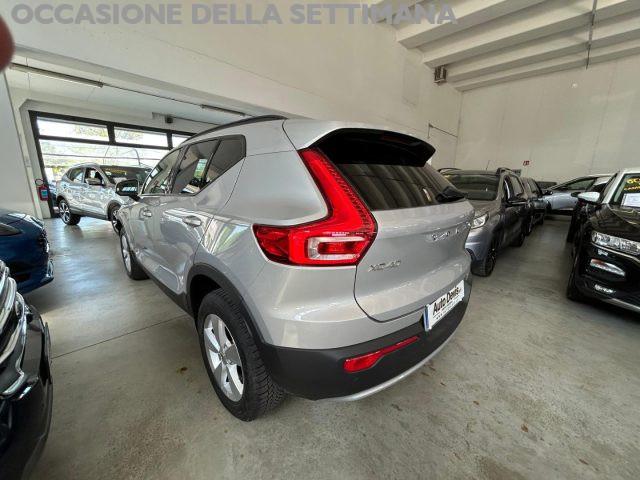 VOLVO XC40 automatico