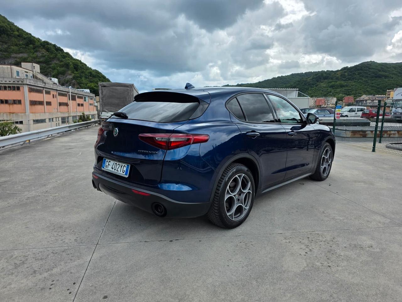 Alfa Romeo Stelvio 2.2 Turbodiesel 190 CV AT8 Q4 Sprint
