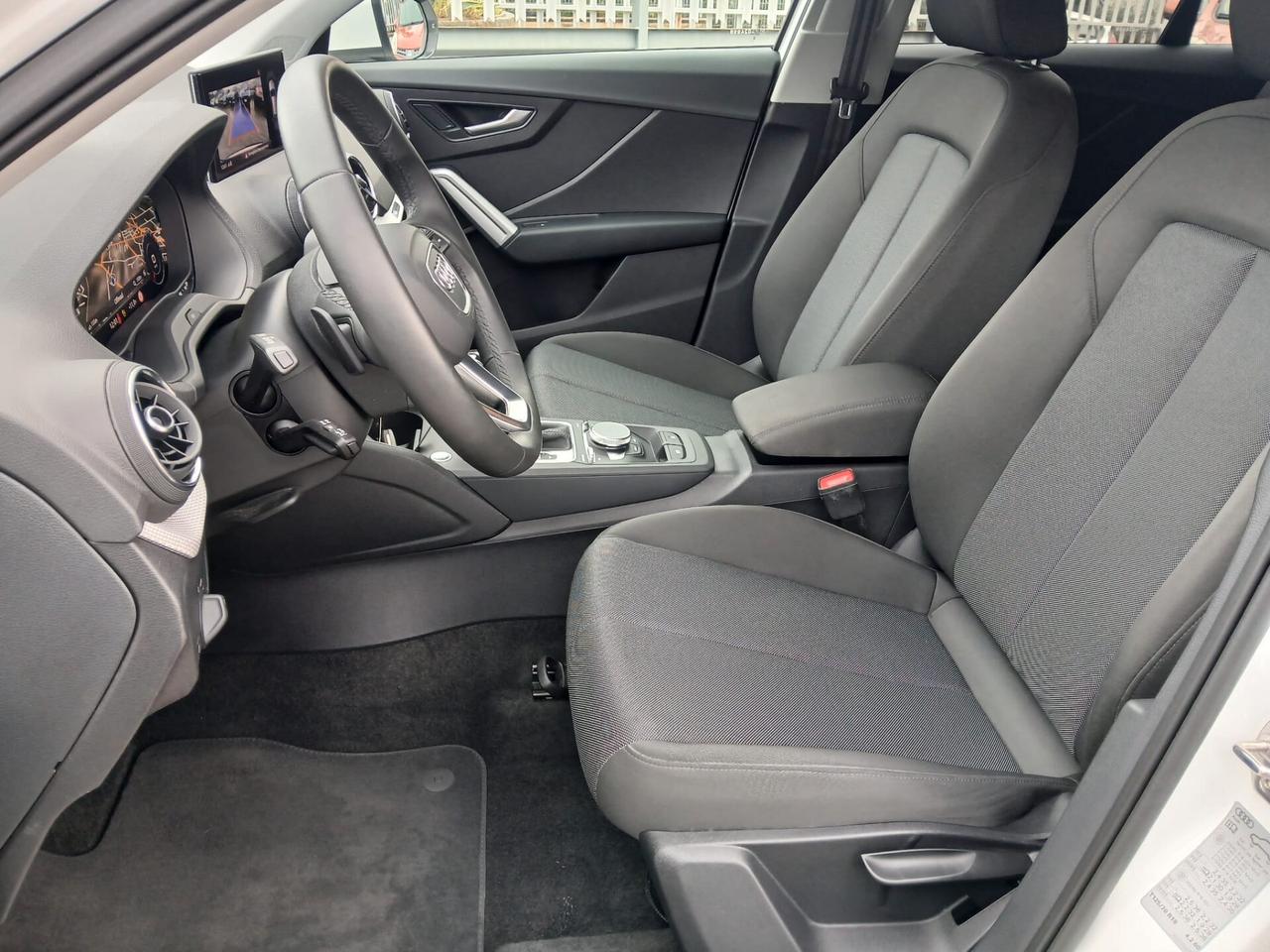 Audi Q2 35 TFSI S tronic Business