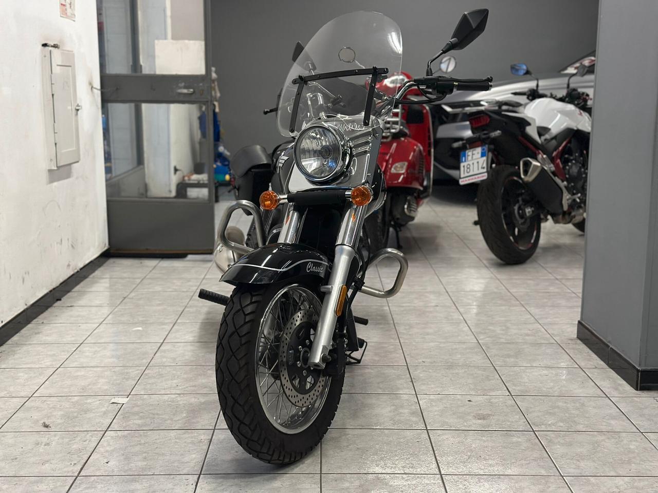 Um Renegade Commando 125