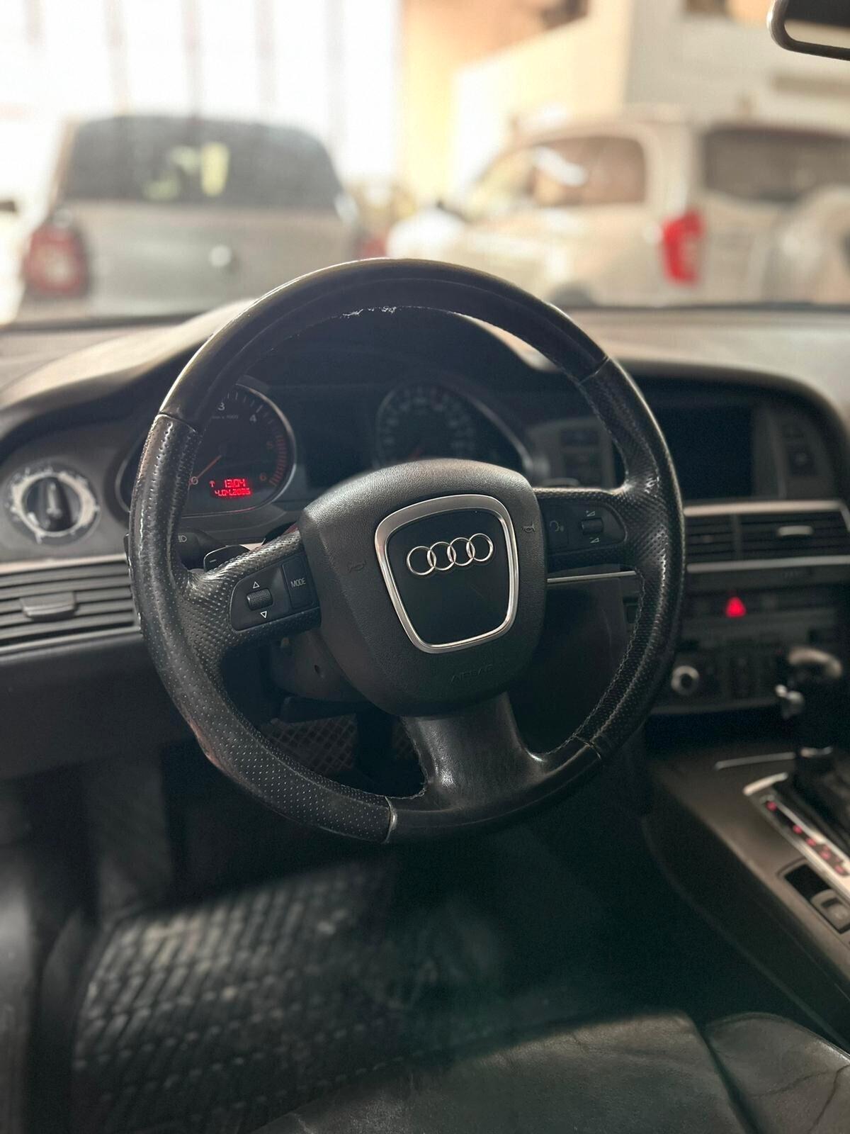 Audi A6 Avant 3.0 V6 TDI quattro tiptronic
