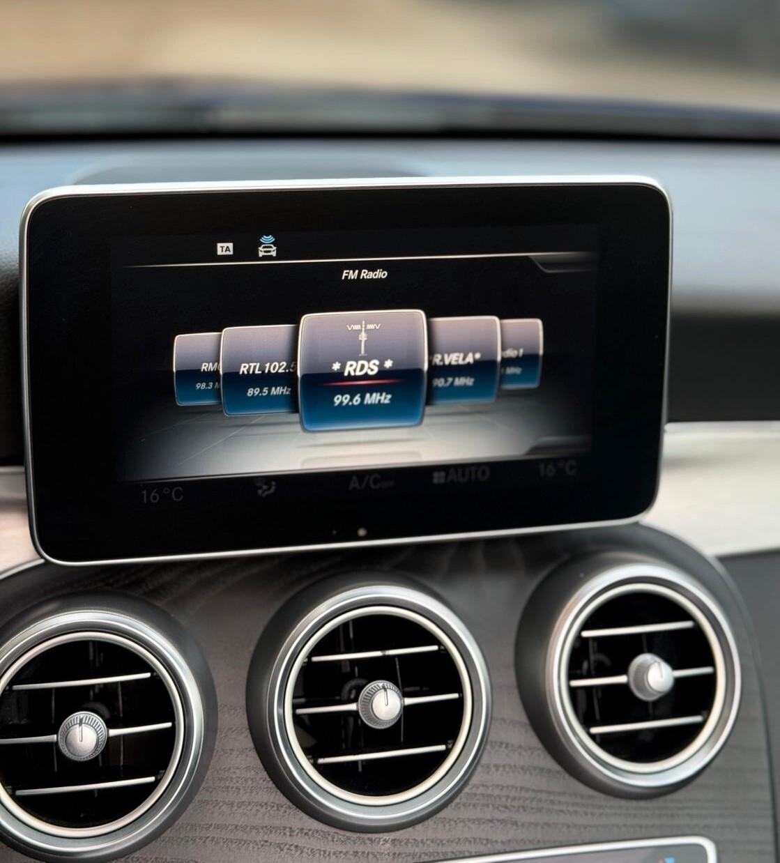 Mercedes-benz C 220 d Cabrio AMG Premium