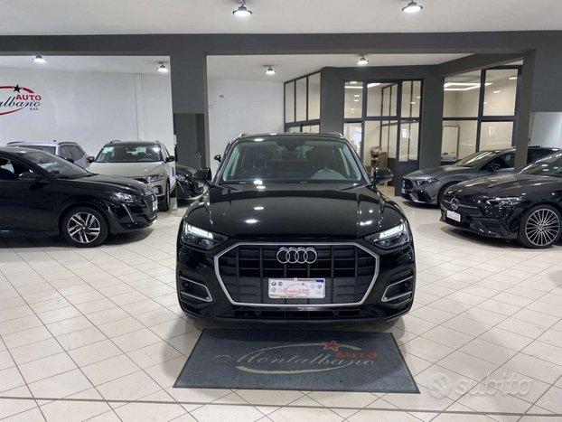 AUDI Q5 35 TDI S tronic Business