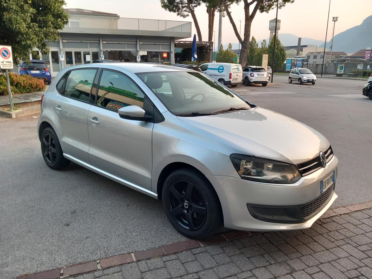 Volkswagen Polo 1.4 5 porte Highline