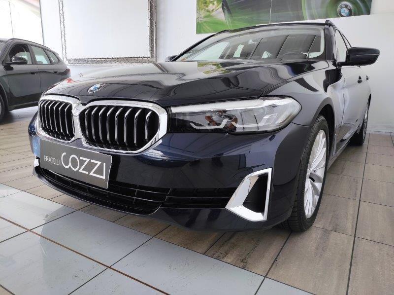 BMW Serie 5(G30/31/F90) - 520d 48V xDrive Touring Luxury