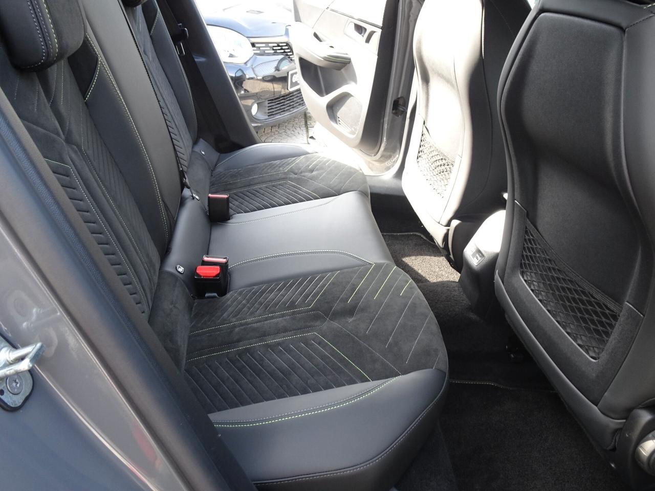 Peugeot 2008 BlueHDi 130 GT