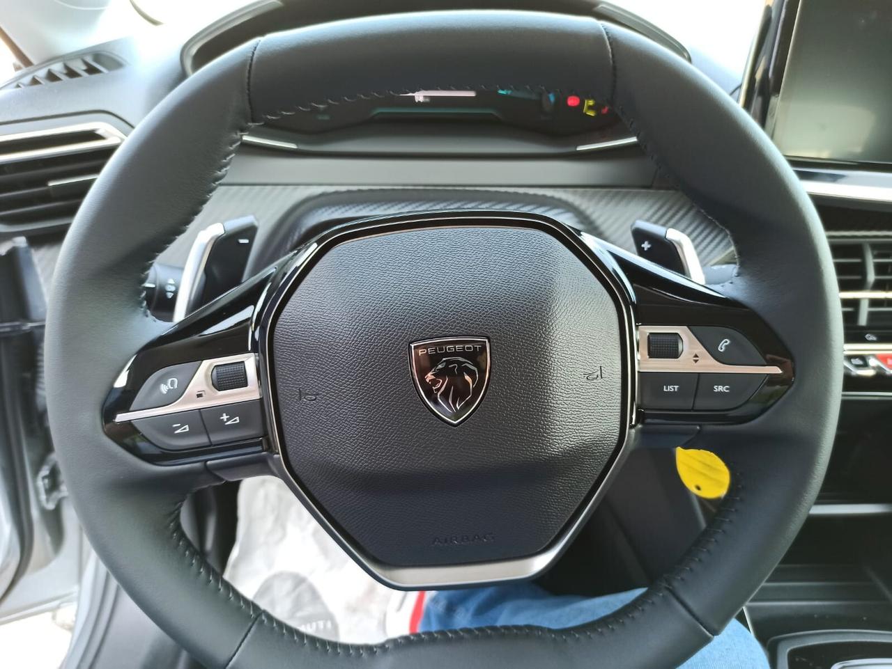 Peugeot 208 Hybrid 110 e-DCS6 Style