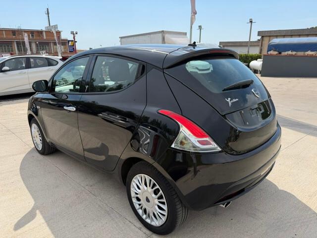 Lancia Ypsilon 1.2 69 CV 5 porte Gold