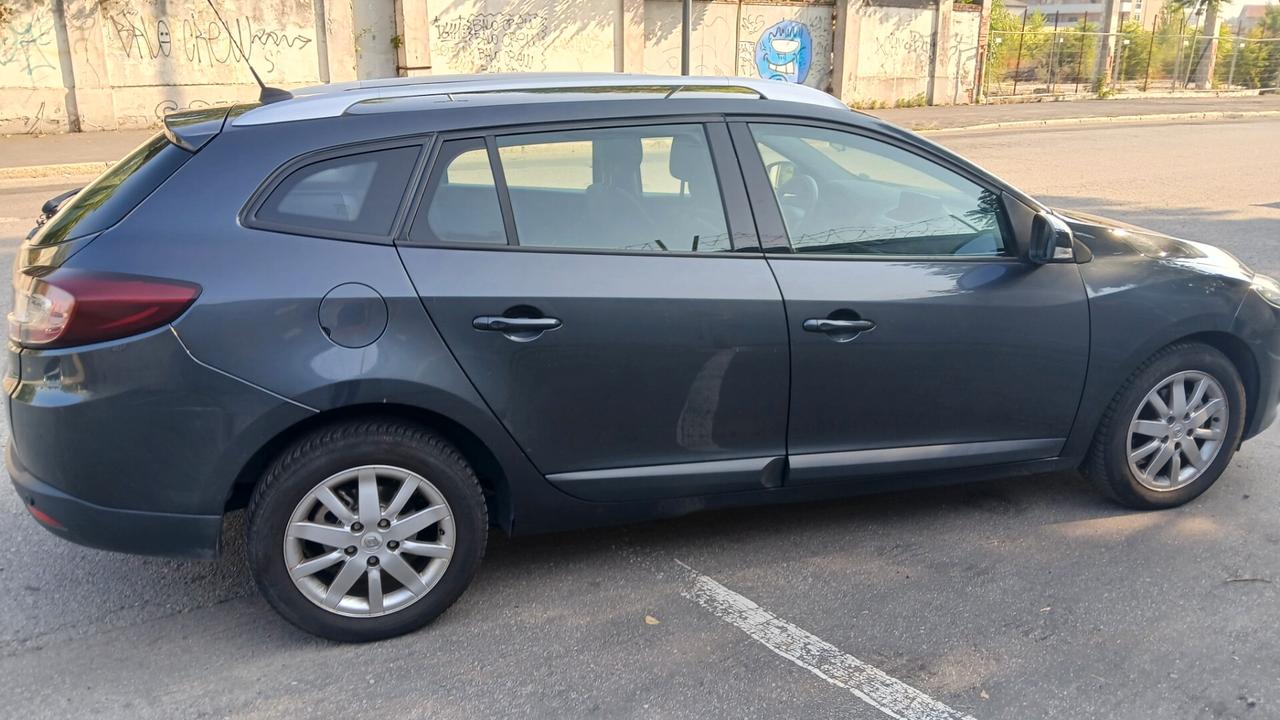 Renault Megane Mégane 1.6 BENZINA