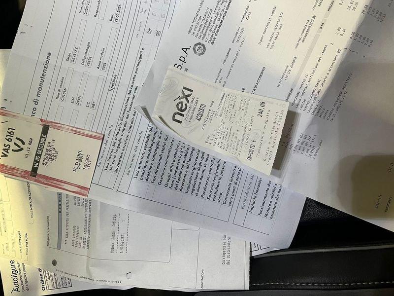 Volkswagen Golf Golf 1.5 eTSI 150 CV EVO ACT DSG R-Line