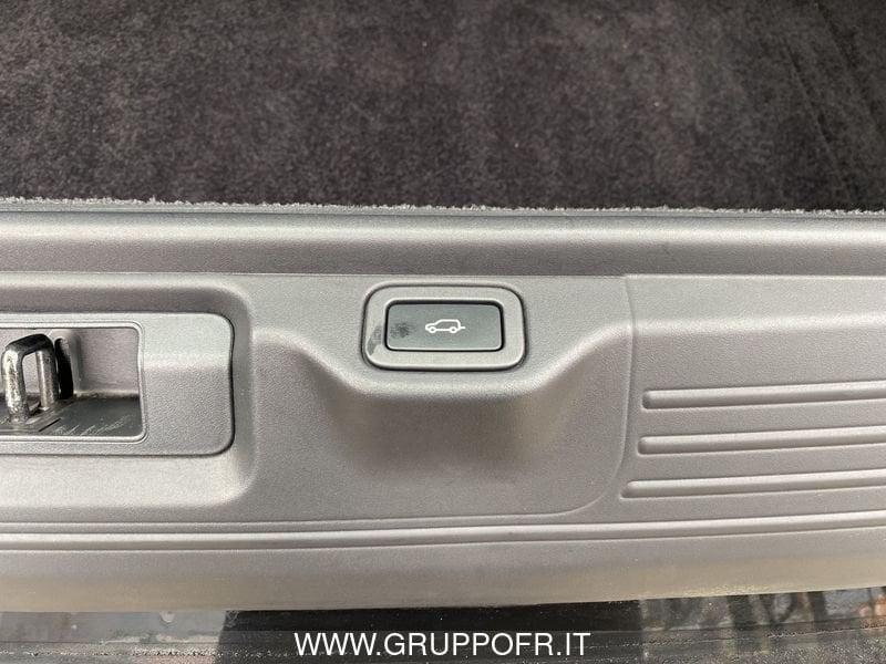 Land Rover Range Rover 4.4 SDV8 Autobiography