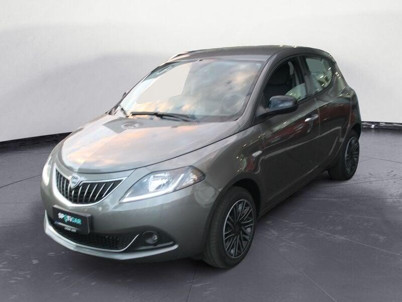 Lancia Ypsilon 1.0 FireFly 5 porte S&S Hybrid Platino