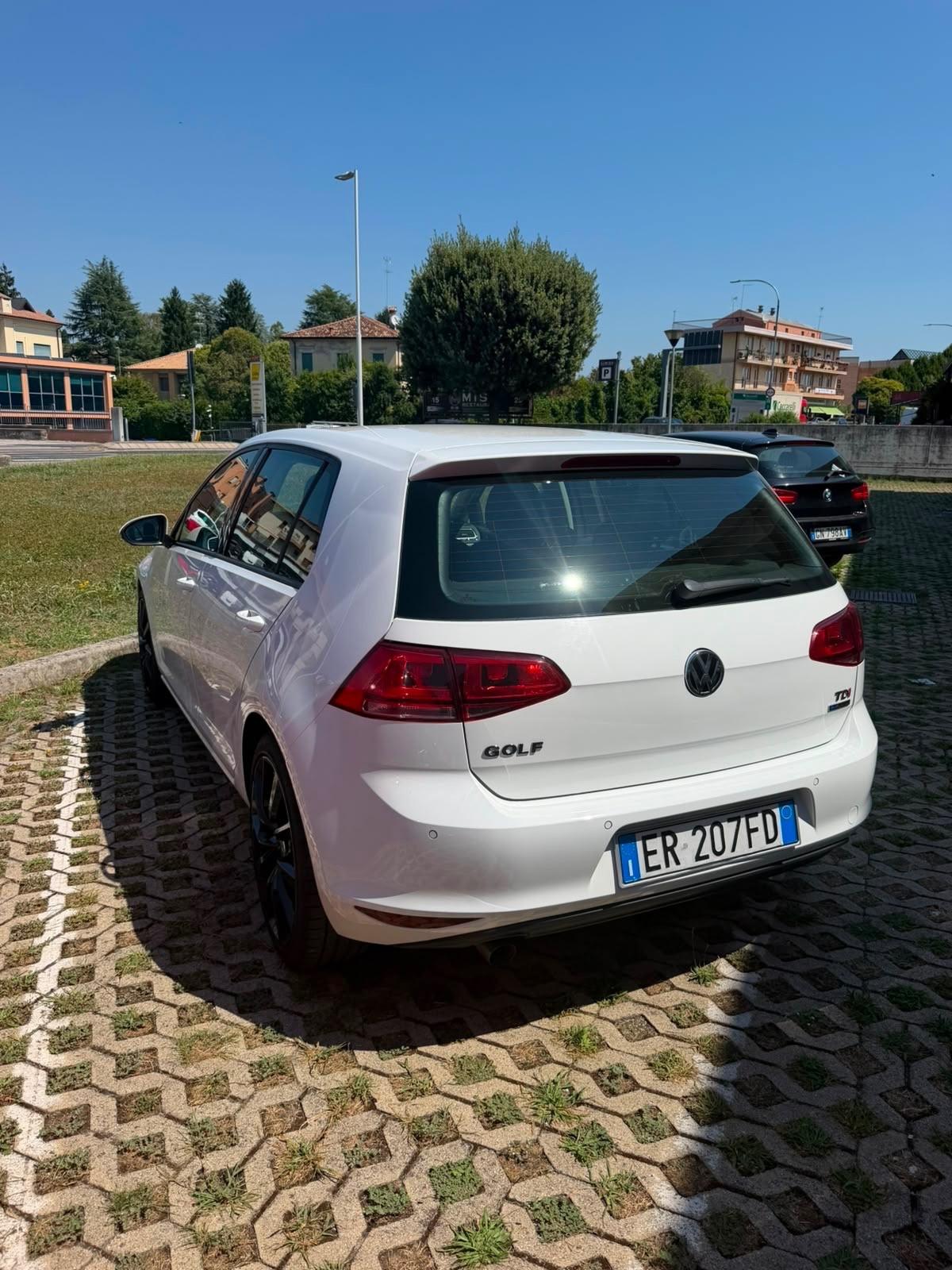 Volkswagen Golf Business 1.6 TDI 3p. Highline BlueMotion Technology