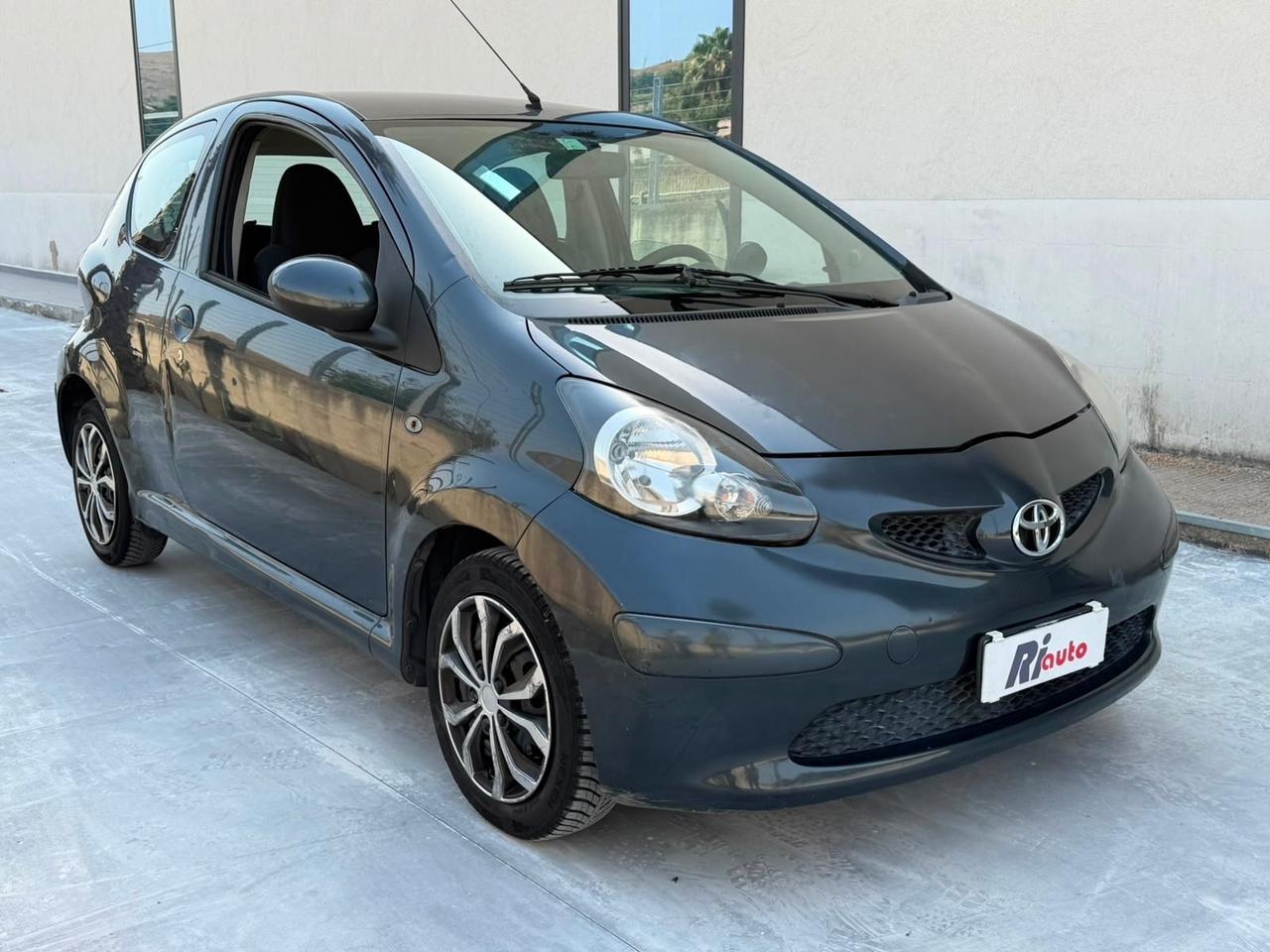 Toyota Aygo 1.0 12V VVT-i CAMBIO AUTOMATICO