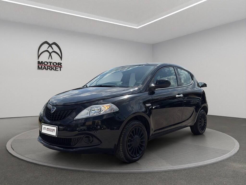Lancia Ypsilon 5 Porte 1.0 FireFly Hybrid Silver