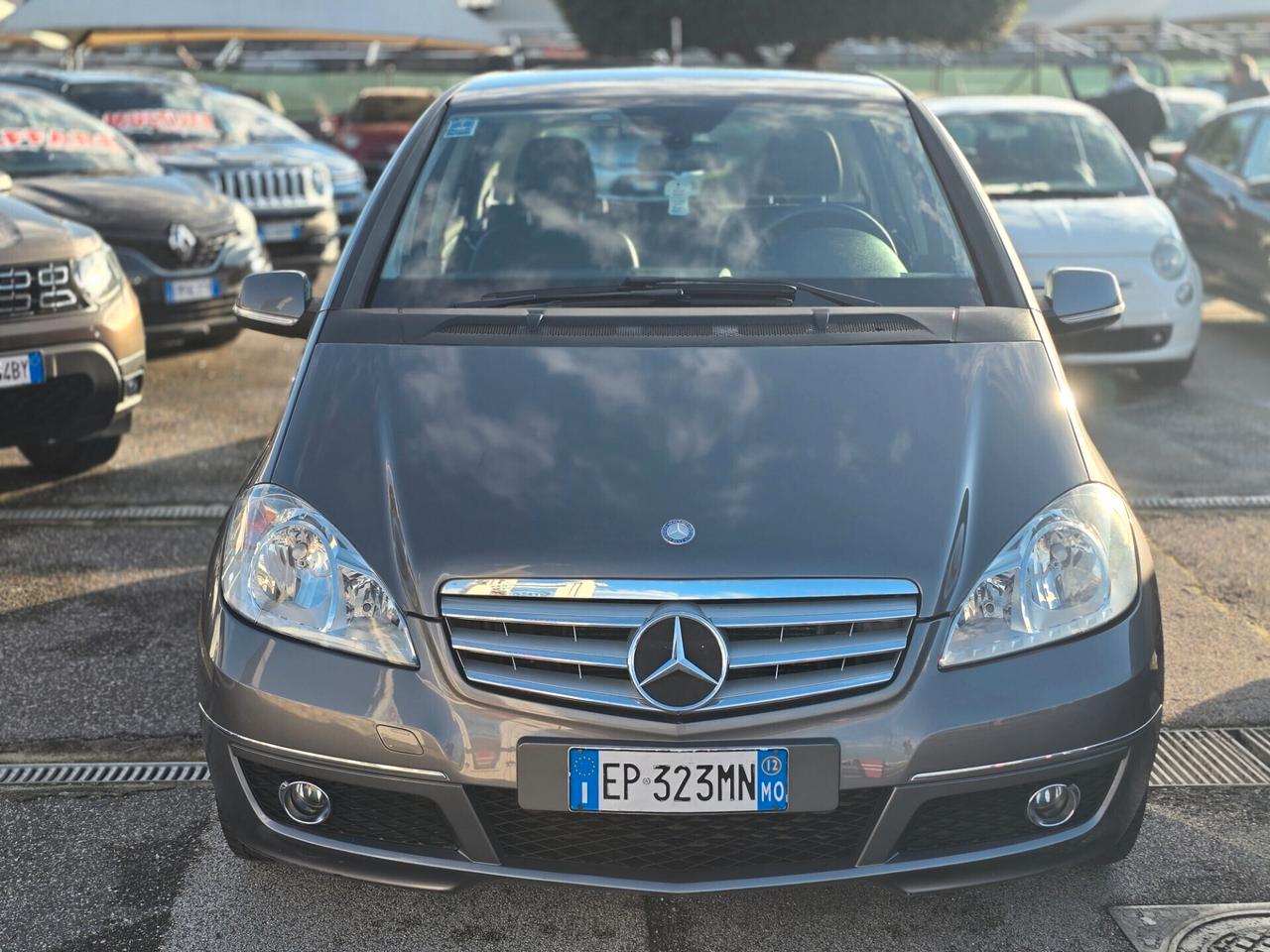 Mercedes-benz A 180 CDI BlueEFFICIENCY Automatic Premium