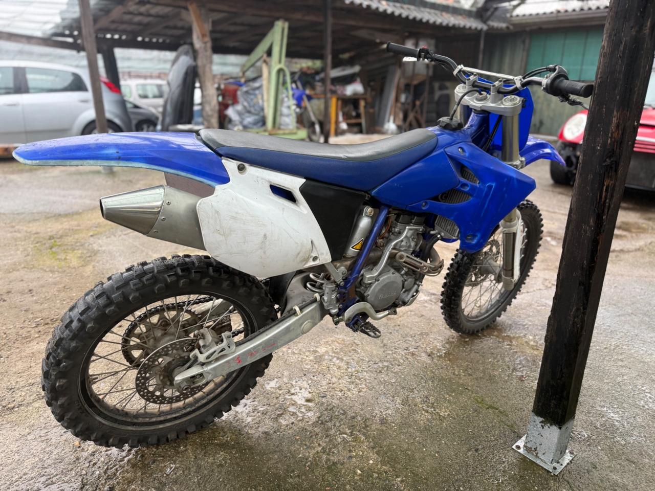 Yamaha YZ 250 F Moto Cross
