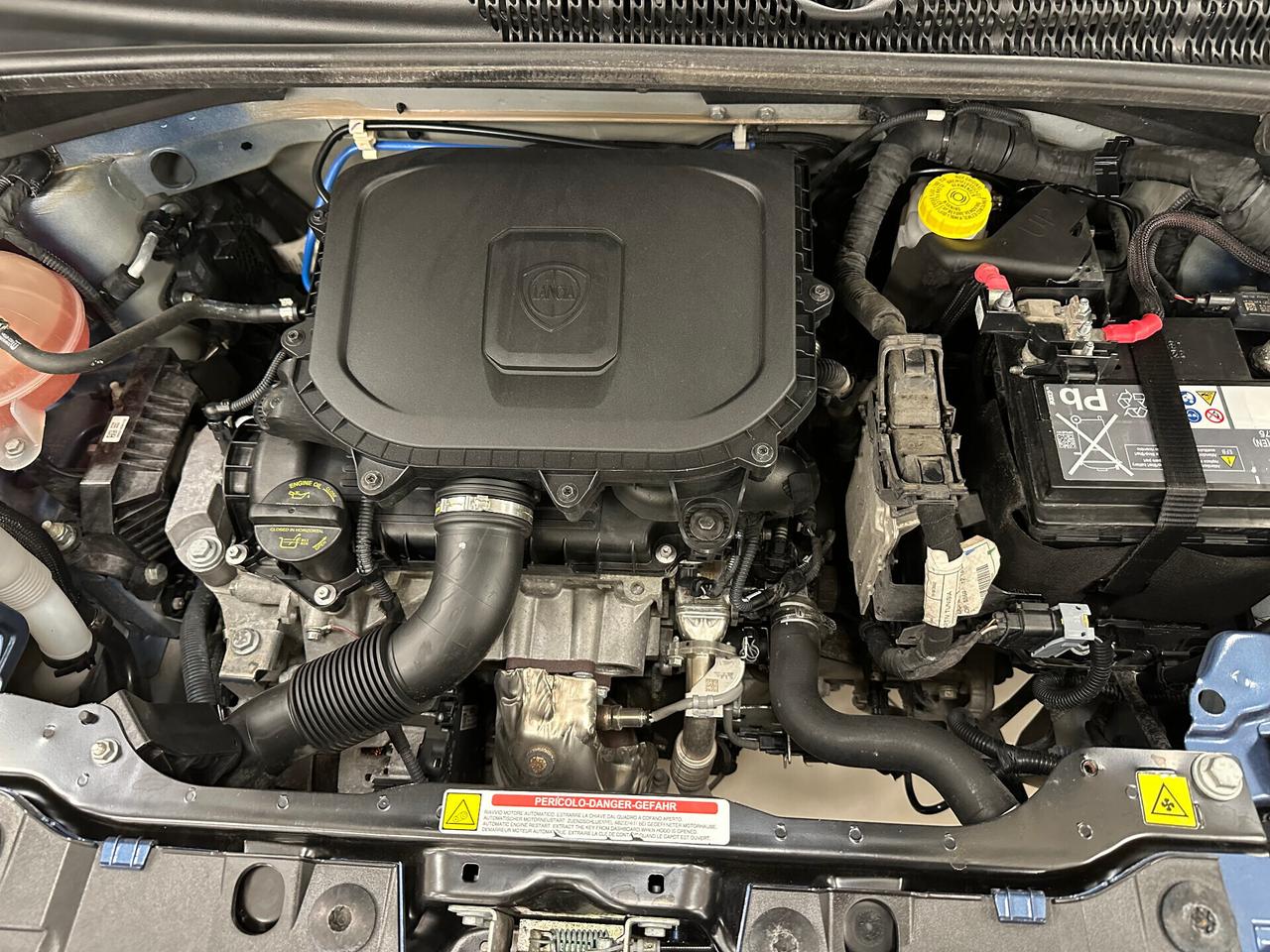 Lancia Ypsilon 1.0 FireFly 5P Hybrid Silver - 2023