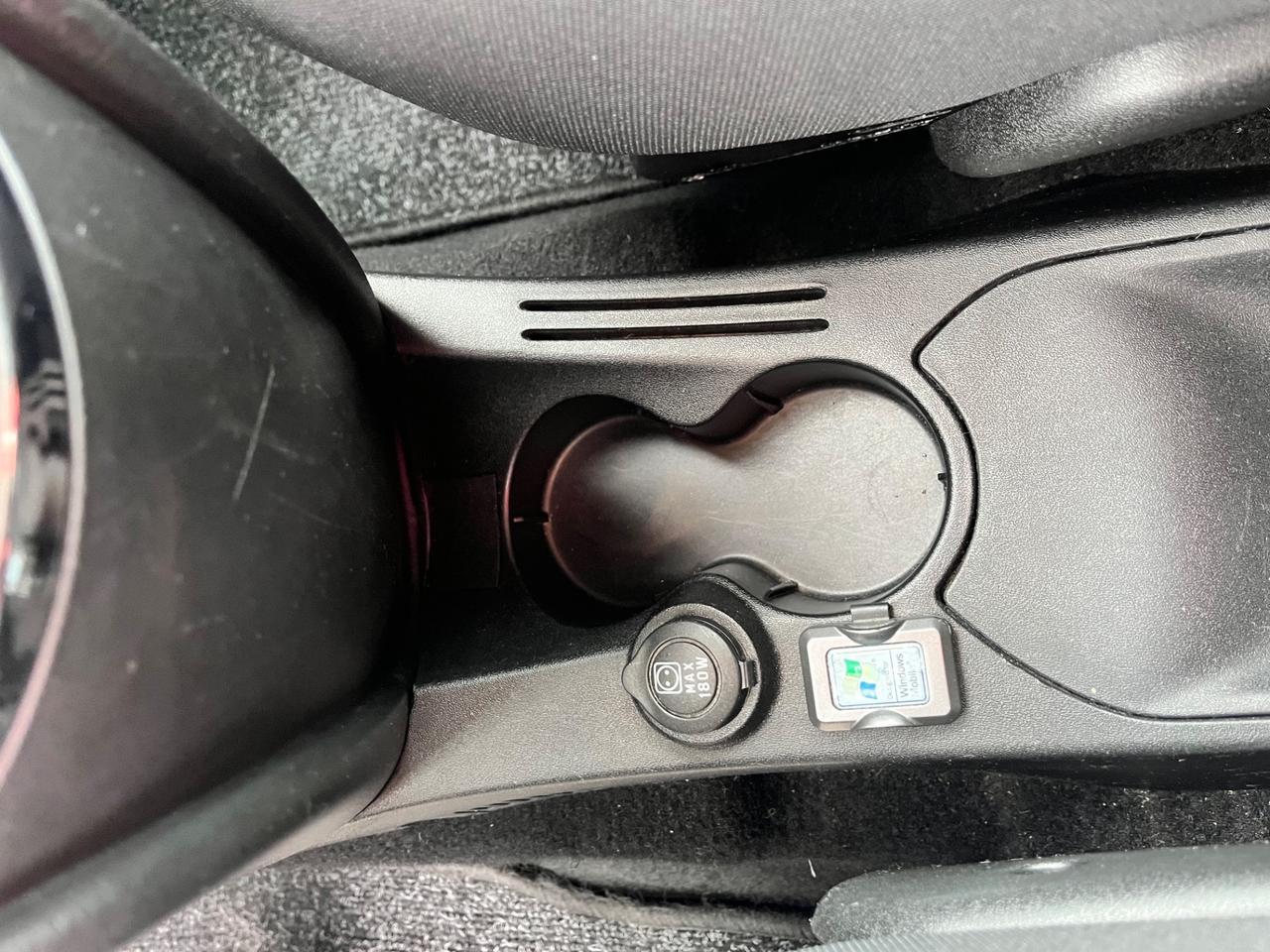 Lancia Ypsilon 1.3 MJT 90 CV DPF Sport MomoDesign