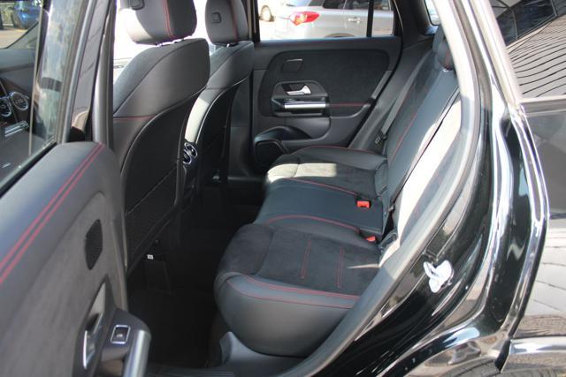 MERCEDES-BENZ GLA 220 d Automatic 4Matic AMG Premium GANCIO-MULTIBEAM
