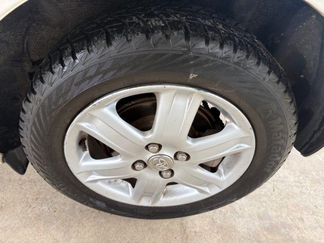 TOYOTA iQ 1.0 CVT Lounge AUTOMATICA OK NEOPATENTATI