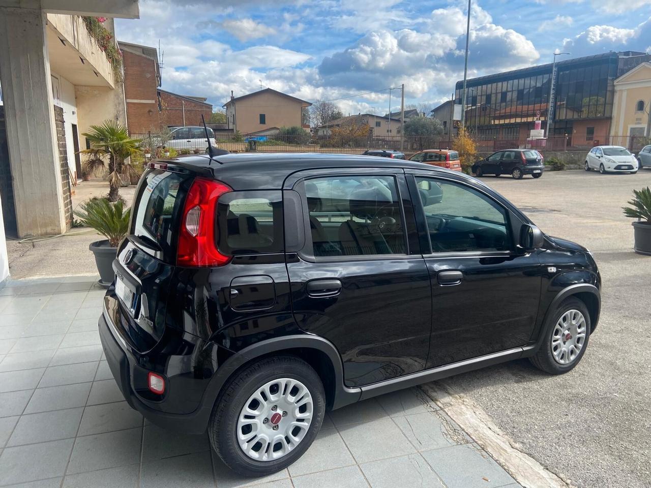 Fiat Panda 1.0HYBRID 70CV IVA ESPOSTA