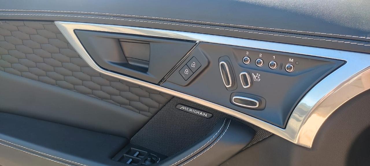 Jaguar F-Type 2.0 aut. Coupé R-Dynamic