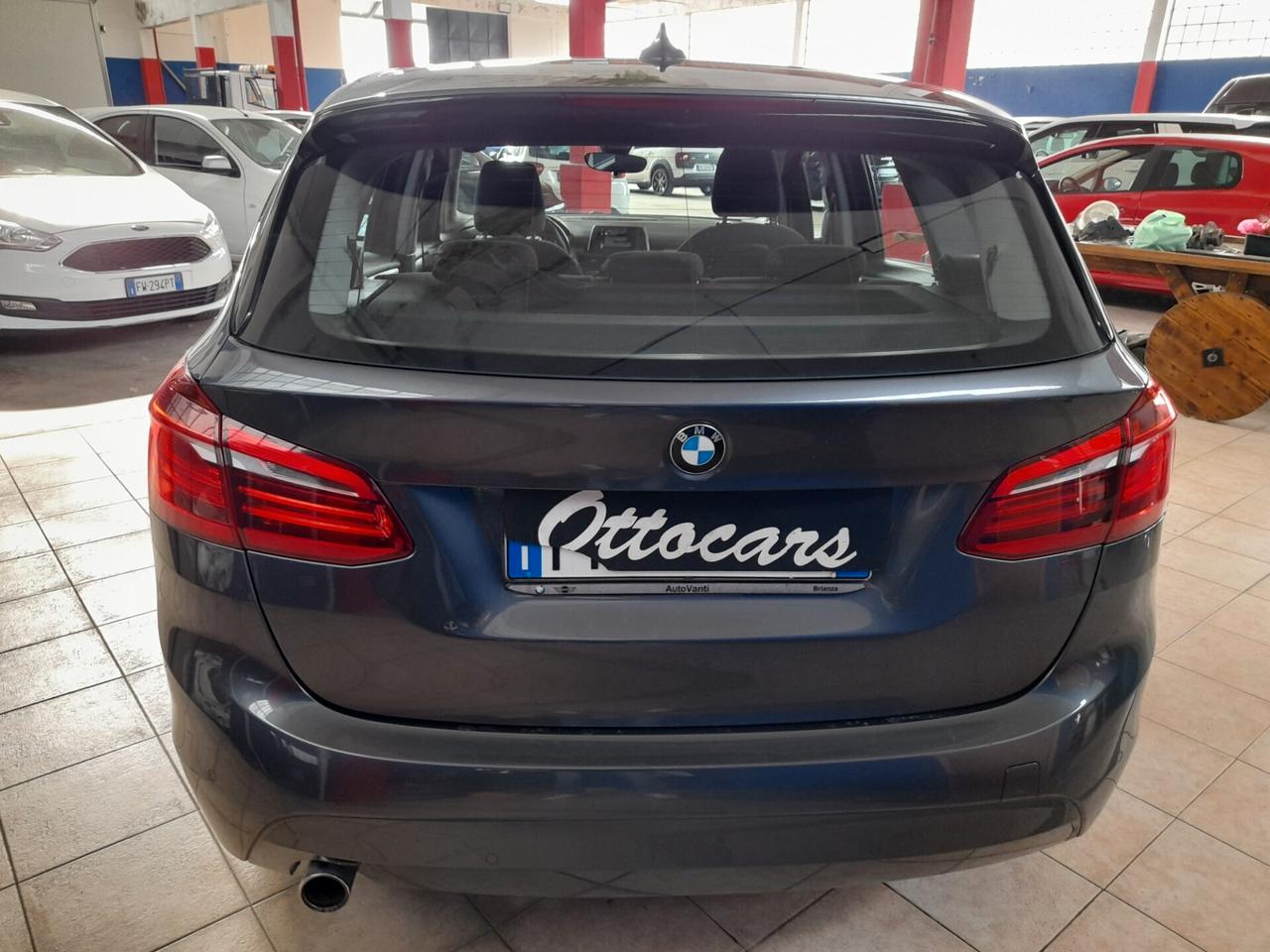 Bmw 2er Active Tourer 218d Advantage
