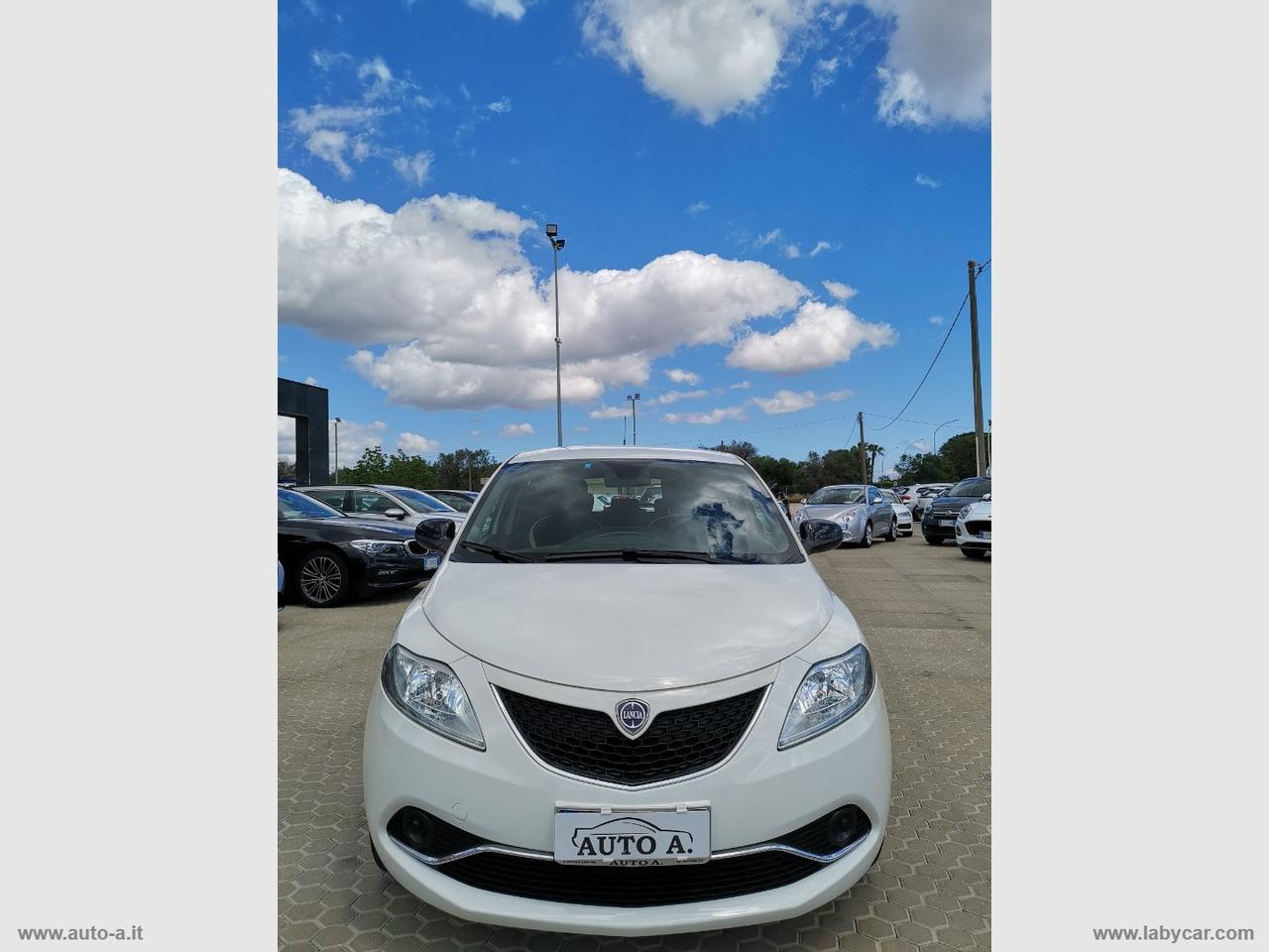 LANCIA Ypsilon 1.2 69 CV 5p. Gold