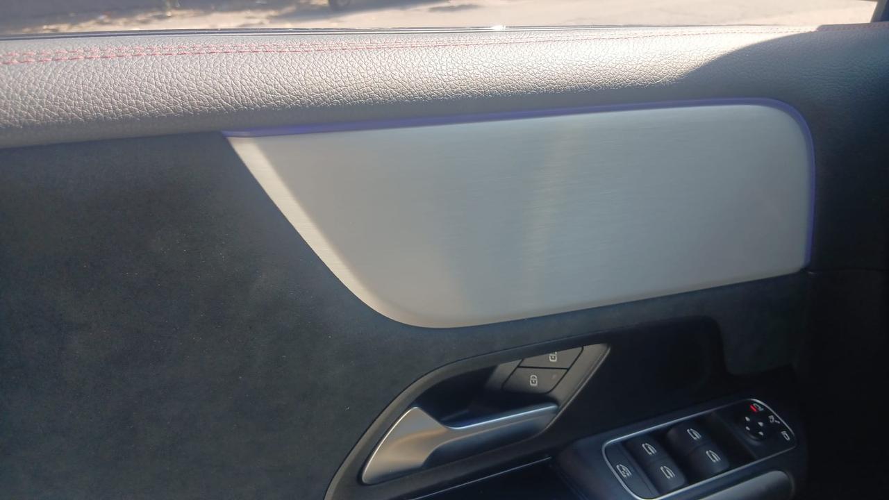 Mercedes-benz B 180 B 180 d Automatic AMG Line Premium Plus